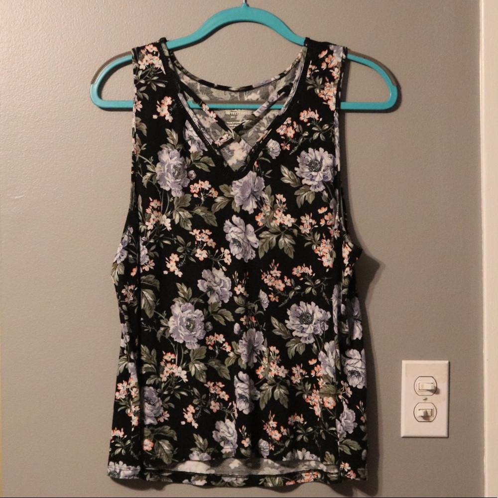 American Eagle Floral Tank Top with Criss Cross Neckline | Size XL